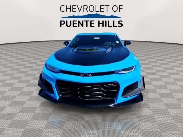 Used 2022 Chevrolet Camaro ZL1 RWD image 2