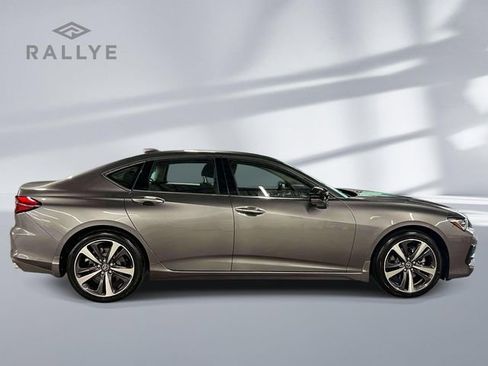 Used 2025 Acura TLX w/ Technology Package image 4