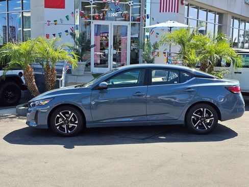 Used 2024 Nissan Sentra SV FWD image 4