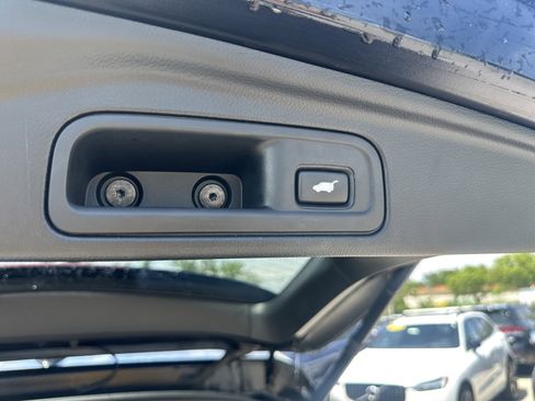 Used 2022 Honda Pilot EX-L image 11