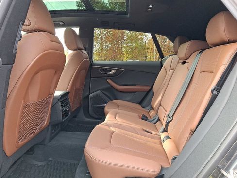 Used 2021 Audi Q8 Premium Plus image 10