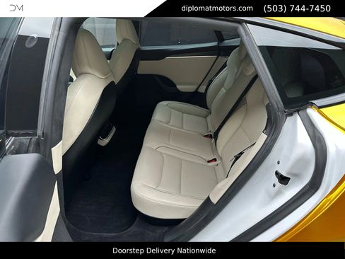 Used 2022 Tesla Model S Plaid image 20