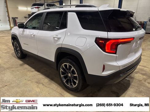 New 2026 GMC Terrain Elevation w/ Elevation Premium Package image 5