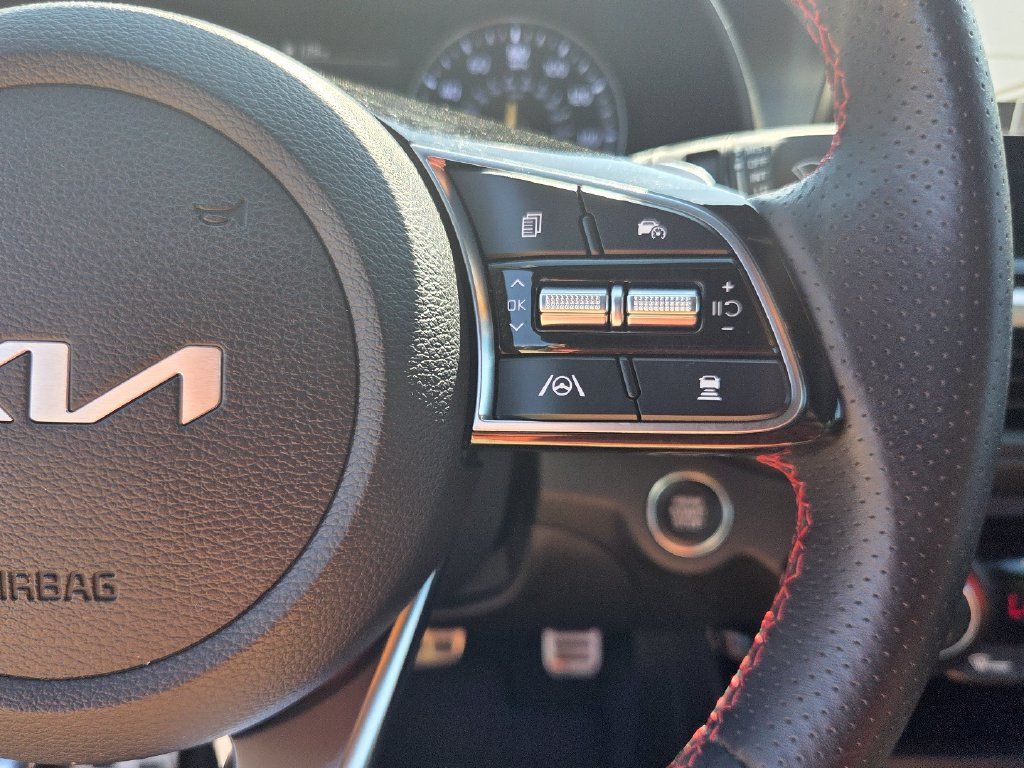 Used 2024 Kia Forte GT FWD image 23
