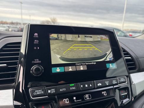 Used 2024 Honda Odyssey EX-L image 18