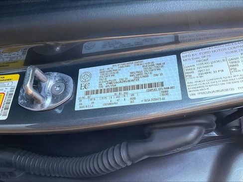 Used 2024 Ford Escape Platinum AWD/4WD image 36