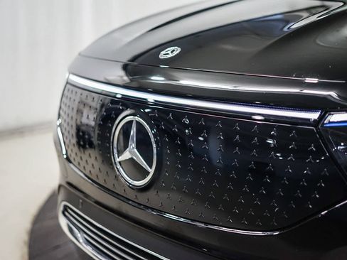 Certified 2024 Mercedes-Benz EQB 250+ image 8