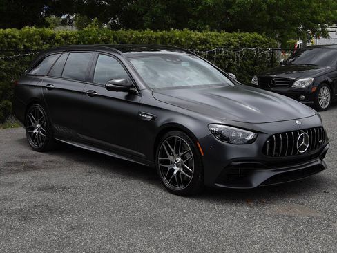 Used 2023 Mercedes-Benz E 63 AMG S image 6