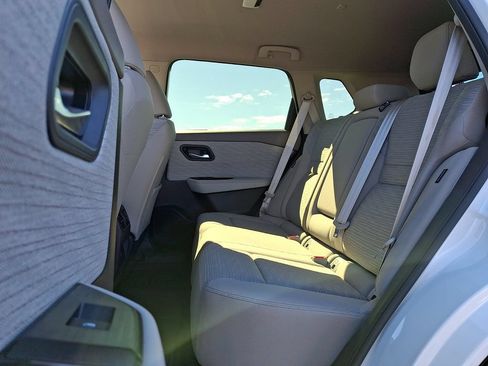 Certified 2023 Nissan Rogue SV AWD/4WD image 11
