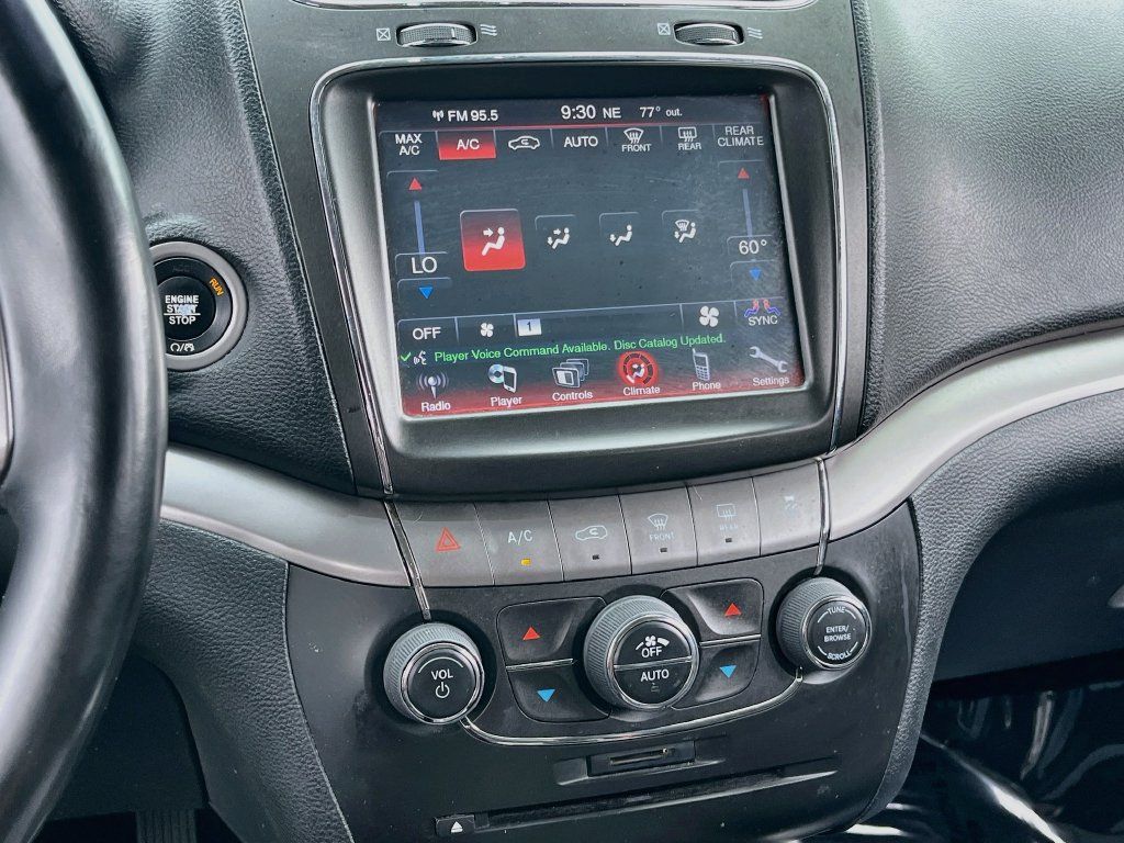 Used 2020 Dodge Journey Crossroad FWD image 15
