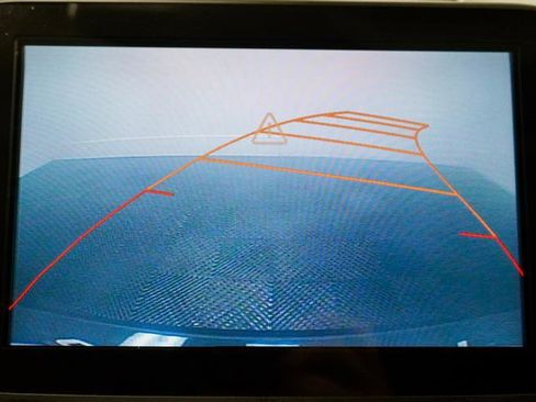 Used 2017 Chevrolet Volt Premier w/ Driver Confidence II Package image 17