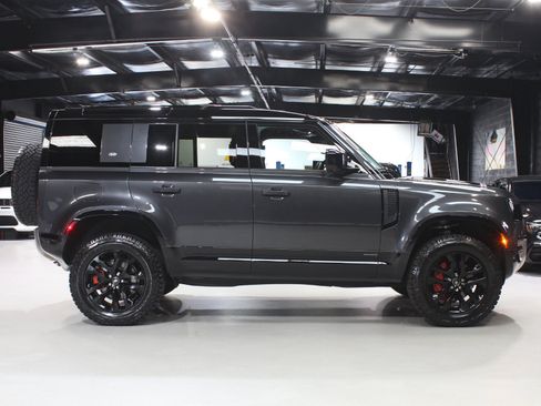 Used 2023 Land Rover Defender 110 X AWD/4WD image 21