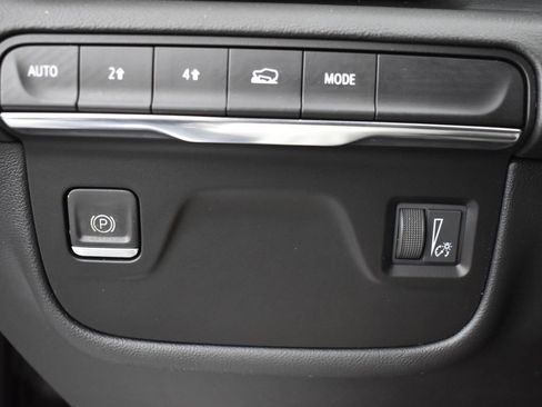 Used 2021 Cadillac Escalade Premium Luxury image 12