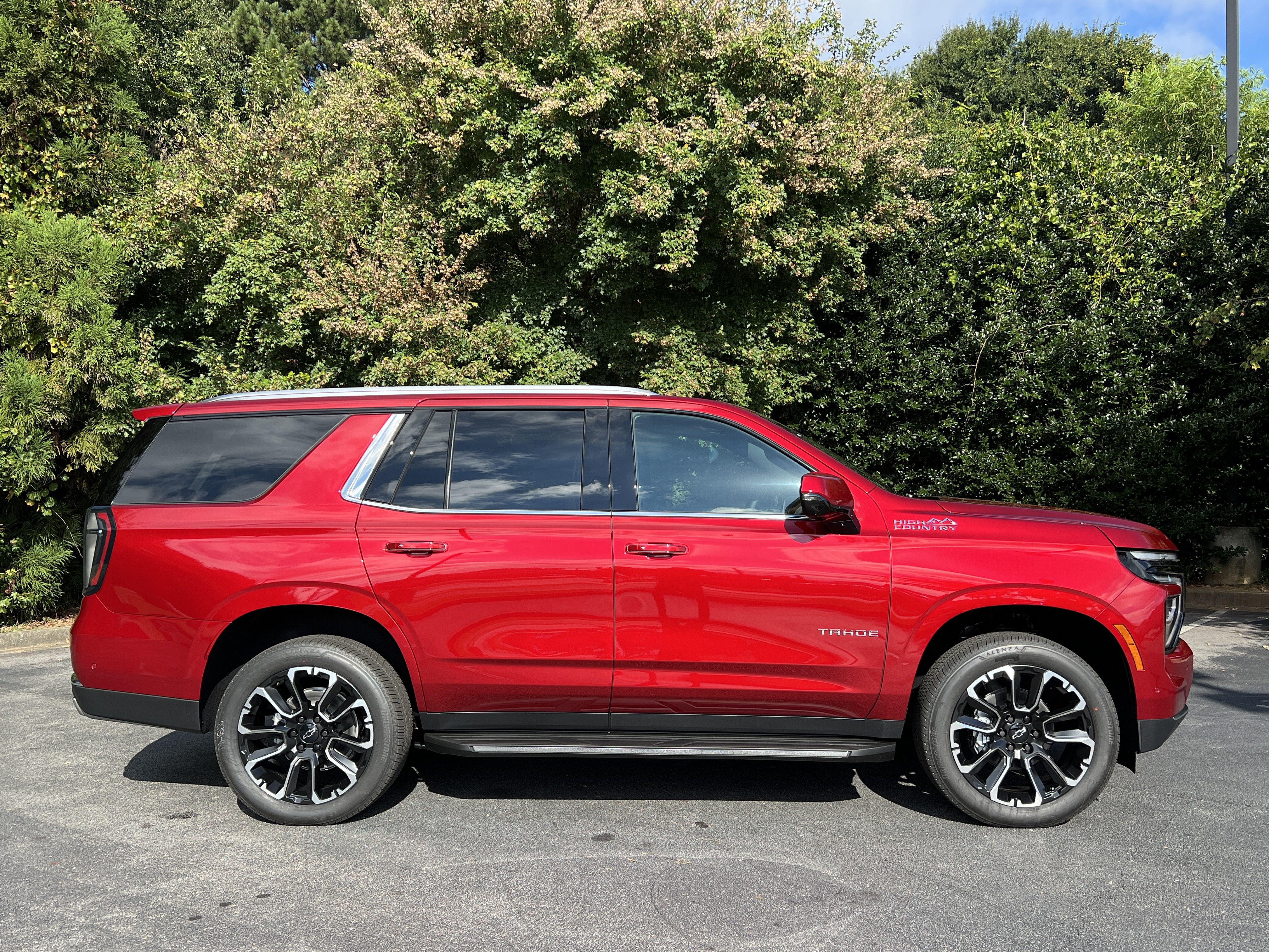 New 2026 Chevrolet Tahoe High Country w/ Sun And Tow Package AWD/4WD image 10