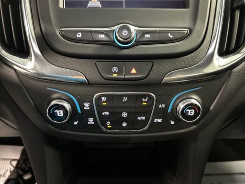 Used 2024 Chevrolet Equinox LT w/ LPO, Floor Liner Package image 19