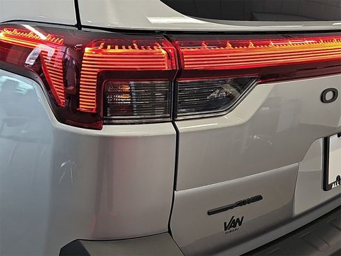 New 2026 Subaru Outback Limited image 37