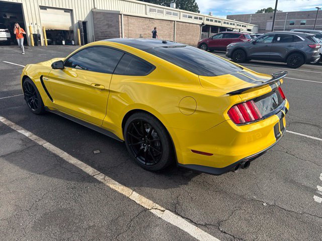 Certified 2017 Ford Mustang Shelby GT350 RWD image 3