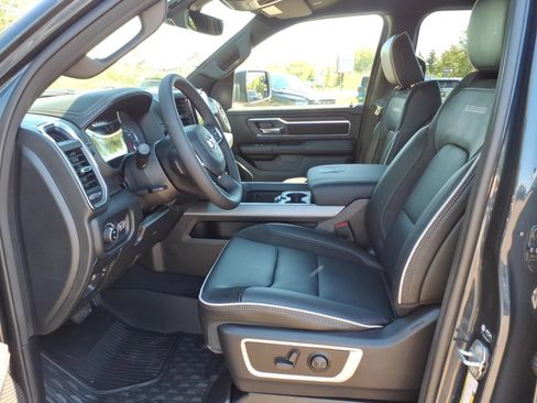 New 2026 RAM 1500 Laramie w/ Sport Appearance Package AWD/4WD image 13