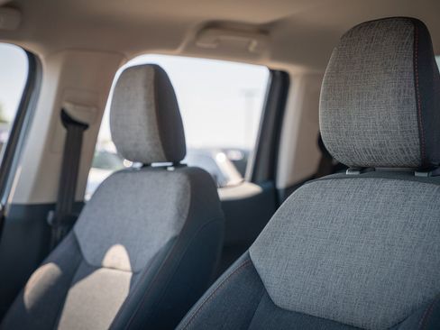 Certified 2024 Ford Maverick XLT image 20