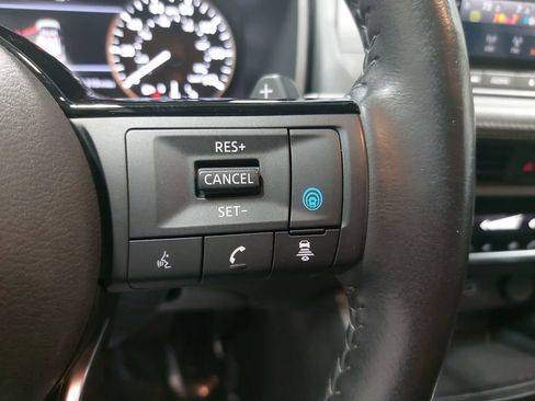 Certified 2023 Nissan Rogue SV w/ SV Premium B Package image 18