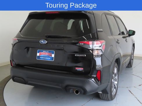 Used 2026 Subaru Forester Touring AWD/4WD image 3