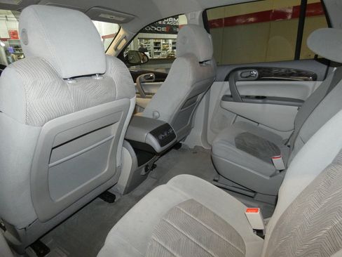 Used 2017 Buick Enclave Convenience image 21