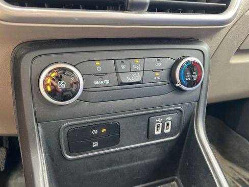 Used 2021 Ford EcoSport S FWD image 16