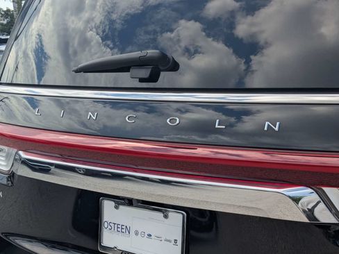 Used 2024 Lincoln Navigator Reserve AWD/4WD image 15