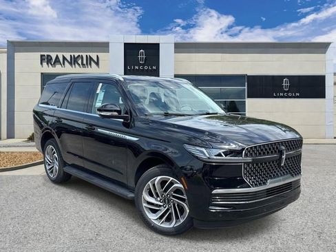 New 2026 Lincoln Navigator Premiere AWD/4WD image 1