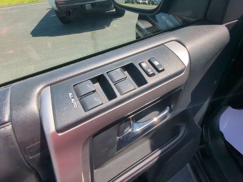 Used 2021 Toyota 4Runner SR5 Premium w/ Moonroof Package AWD/4WD image 13
