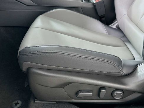 New 2026 Subaru Outback Premium image 18