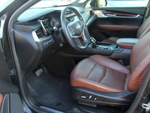 Used 2023 Cadillac XT5 Premium Luxury w/ Technology Package image 22