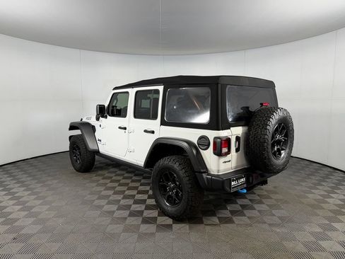 Used 2024 Jeep Wrangler Unlimited AWD/4WD image 10