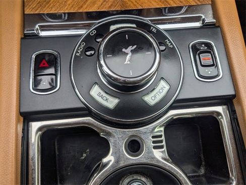 Used 2014 Rolls-Royce Wraith image 20