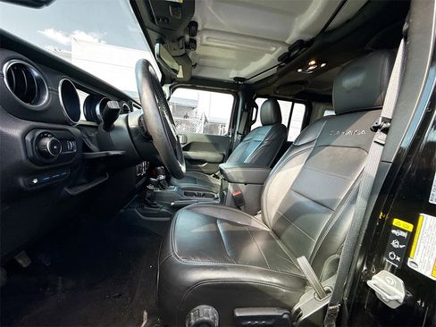 Used 2023 Jeep Wrangler Unlimited Sahara w/ Cold Weather Group image 21