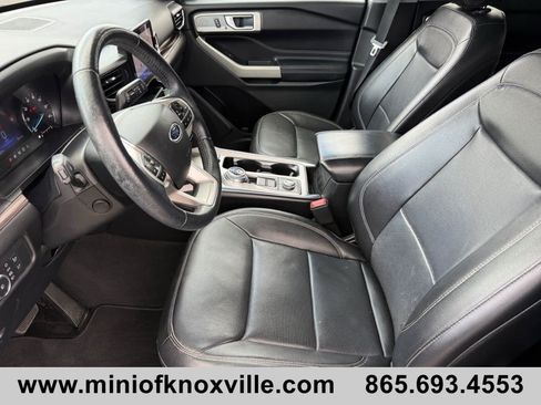 Used 2022 Ford Explorer Limited w/ Equipment Group 301A AWD/4WD image 12
