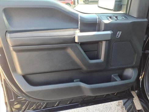 Used 2018 Ford F150 XLT w/ Equipment Group 302A Luxury image 15