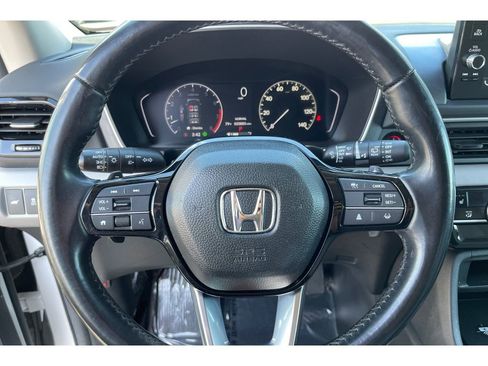 Certified 2024 Honda Pilot EX-L image 34