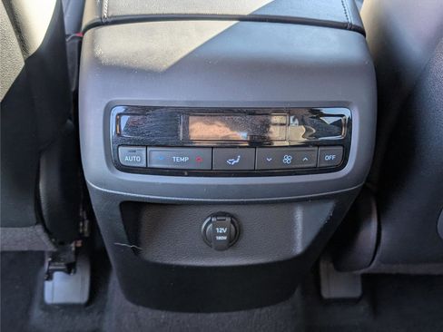 Used 2024 Hyundai Palisade SEL image 17