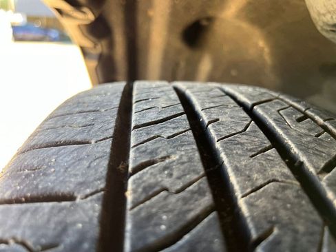 Used 2022 Toyota Highlander XLE image 27