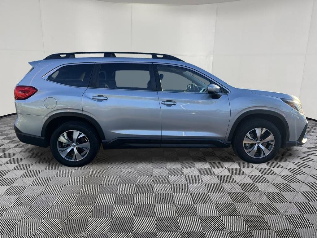 Used 2024 Subaru Ascent Premium w/ Convenience Package AWD/4WD image 9