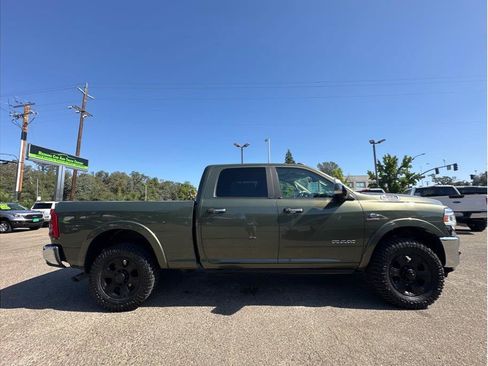 Used 2021 RAM 2500 Laramie AWD/4WD image 9