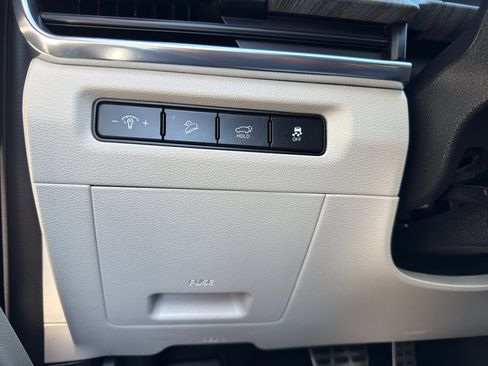 Used 2025 Kia Telluride SX FWD image 15