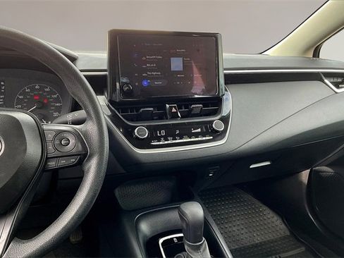 Used 2024 Toyota Corolla LE image 9