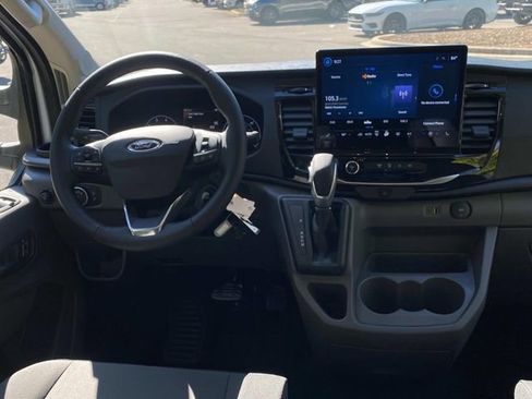 Used 2025 Ford Transit 350 XLT RWD image 8