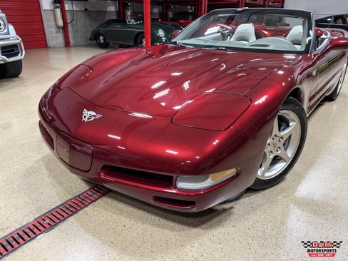 Used 2003 Chevrolet Corvette Convertible w/ Preferred Equipment Group1 image 31
