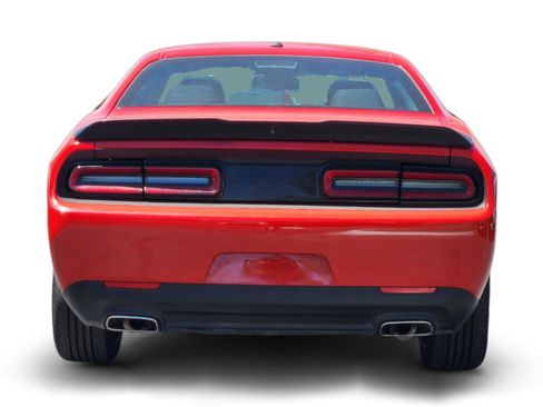 Used 2022 Dodge Challenger SXT w/ Blacktop Package RWD image 3