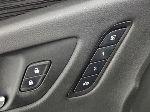 Used 2016 Buick Envision Premium AWD/4WD image 28