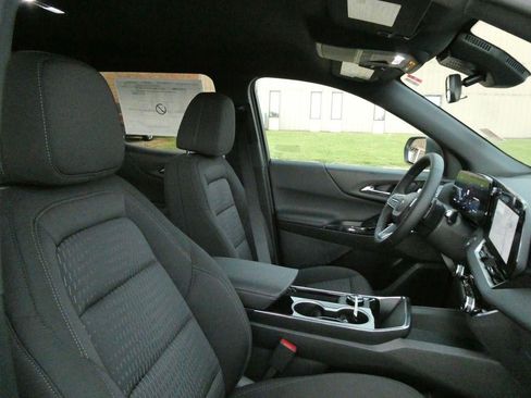 New 2027 Chevrolet Equinox LT w/ Midnight Edition AWD/4WD image 9
