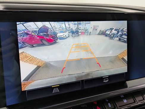 Used 2023 Chevrolet Silverado 1500 RST w/ Protection Package image 13